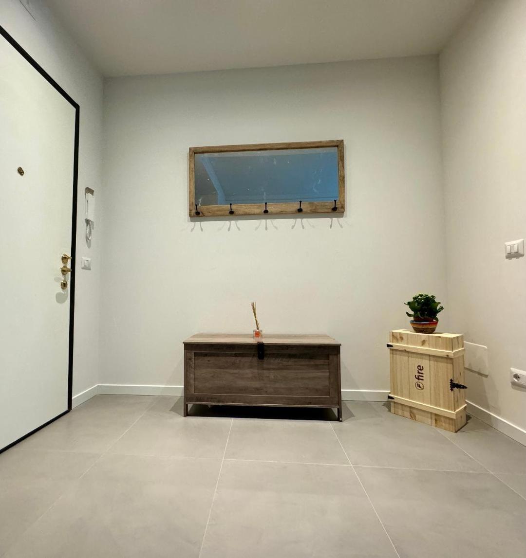 Rainbow Studio Flat- Monolocale Luminoso Milan Exterior photo